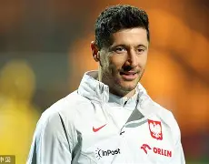 开云- 莱万多夫斯基九分钟五球是哪场比赛 